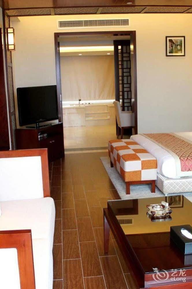 Yuyao Yonghegong Hotel Εξωτερικό φωτογραφία